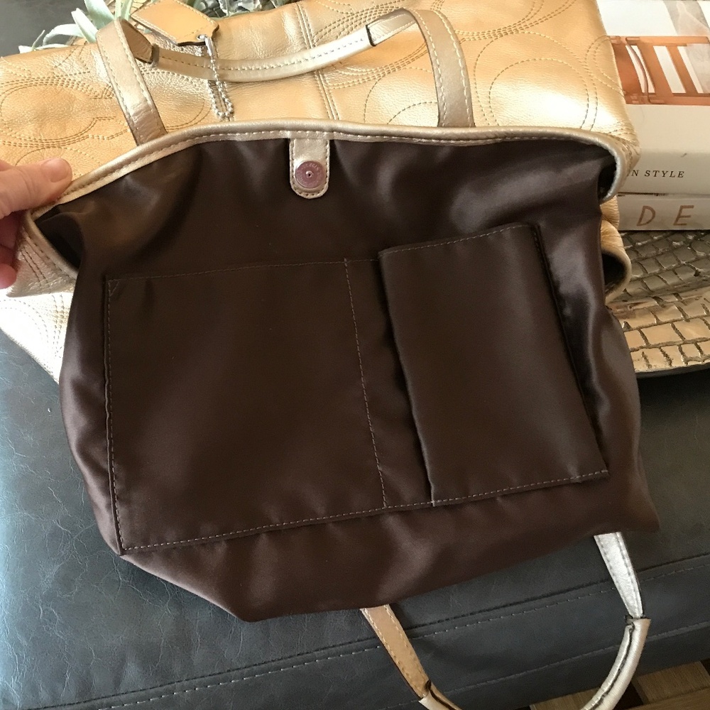 COACH GOLD KISS LOCK SHOULDER BAG - Picture 13 of 15